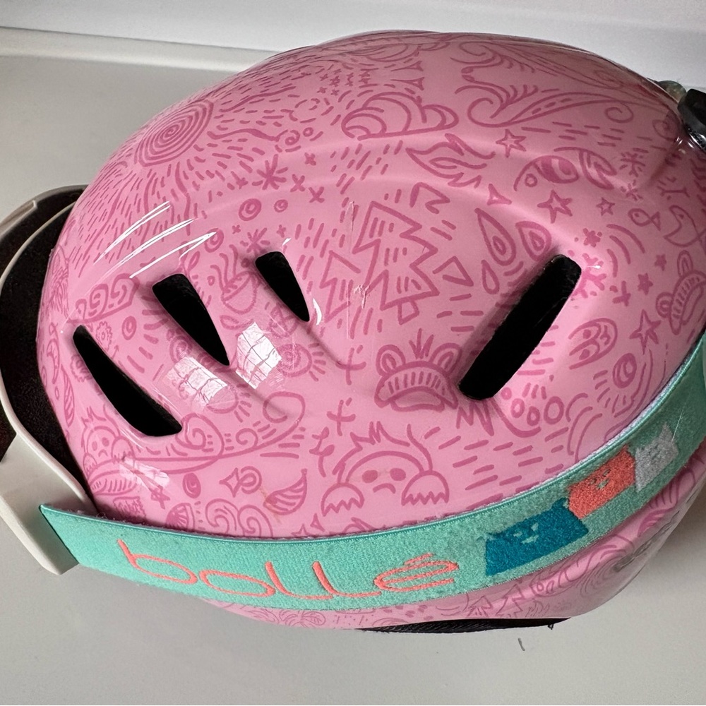 Lucky Bums Pink Ski Helmet & Bolle goggles